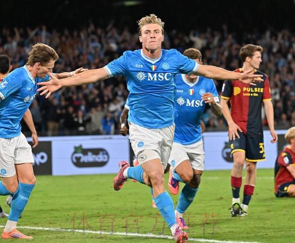 意甲-小麦破门无效霍伊伦造险 那不勒斯0-0帕尔马 意甲-小麦破门无效霍伊伦造险 那不勒斯0-0帕尔马